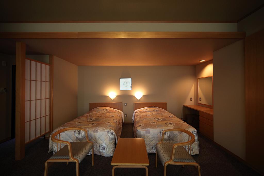 Kanko Hotel Taibokaku Карацу Екстер'єр фото